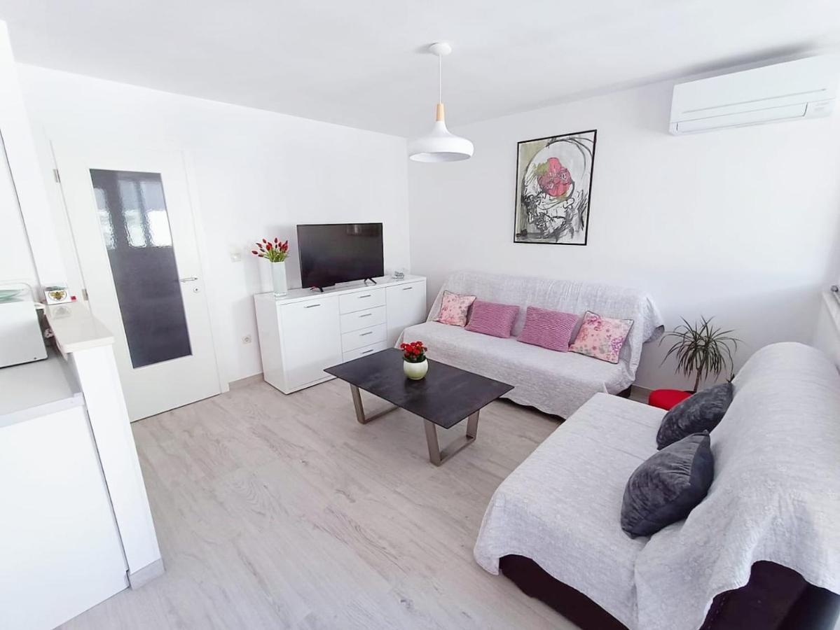 Apartment Glavarić Omiš Zewnętrze zdjęcie